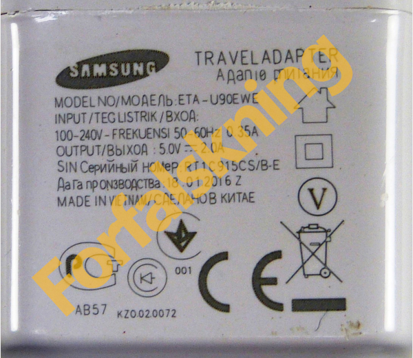 Forfalskning af SAMSUNG USB oplader, model ETA-U90EWE
